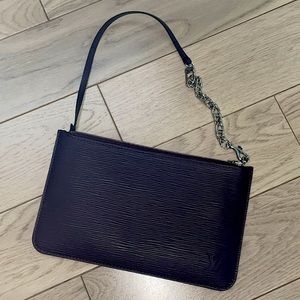 💯Authentic Louis Vuitton purple neverfull clutch